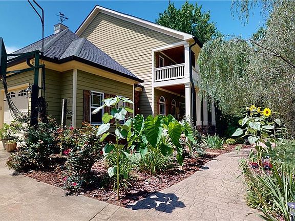 5th image of 1141 Addington Ln