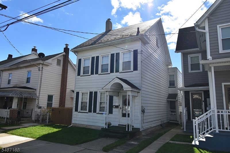 1st image of 110 Lewis St