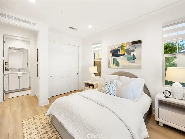 212 Collino — Photo 32