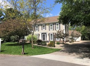 2330 Woodbridge Ct, Plover, WI 54467