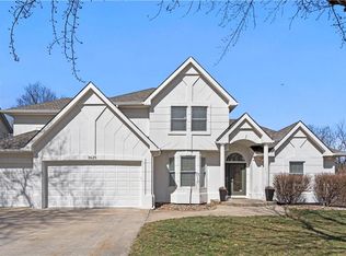 3620 NW Primrose Ln, Lees Summit, MO 64064