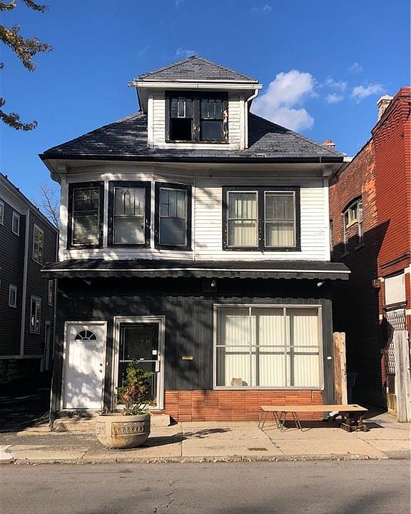 1st image of 266 E Delavan Ave