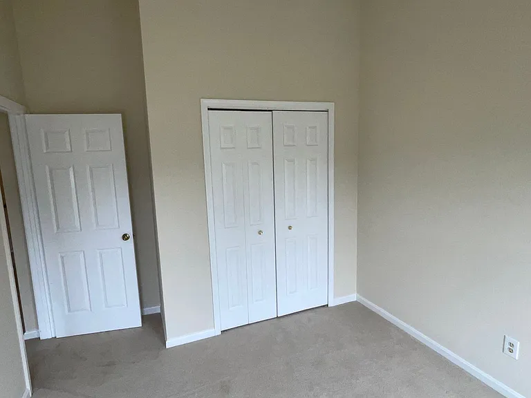 1311 Templeton Pl — Photo 18