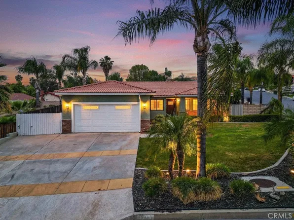 22860 Mariner Dr, Canyon Lake, CA 92587