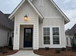 1242 Burrow Cir, Opelika, AL 36801