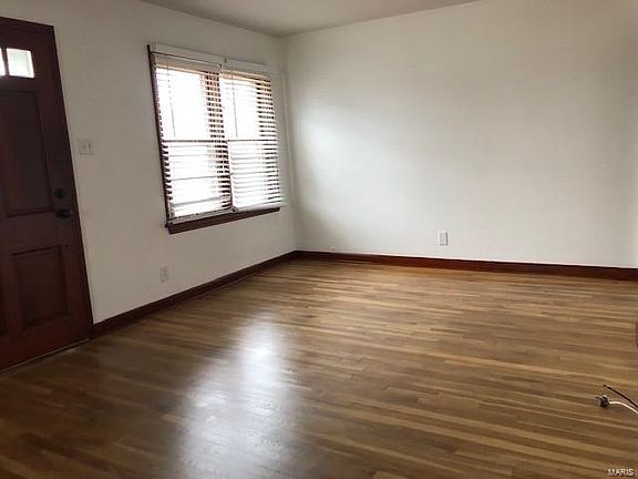 5th image of 10728 Saint Stephen Ln