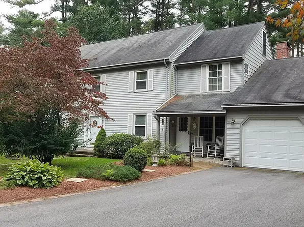 47 Louise Luther Dr, Cumberland, RI 02864