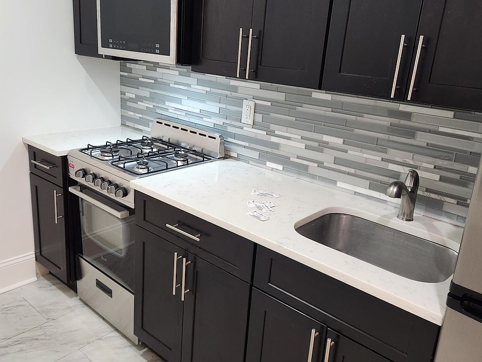 1st image of 104 Glenwood Ave #504