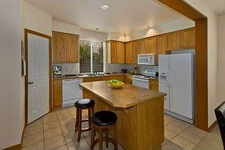 3rd image of 338 Wyatt Way NE