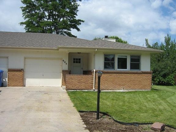 Duplex for rent