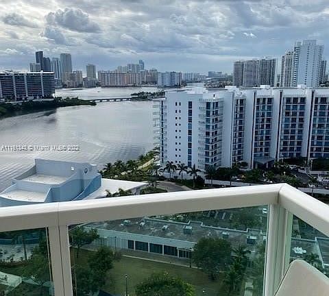 3rd image of 3332 NE 190th St APT 1816