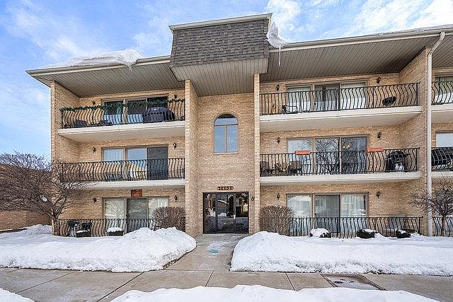 1st image of 11131 S Kedzie Ave APT 202