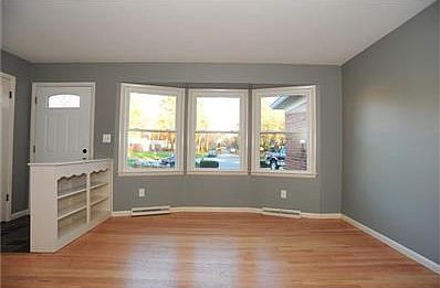 4th image of 7141 Camelot Ct