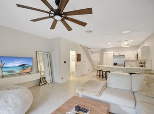 1526 Westchester Ave, Wellington, FL 33414