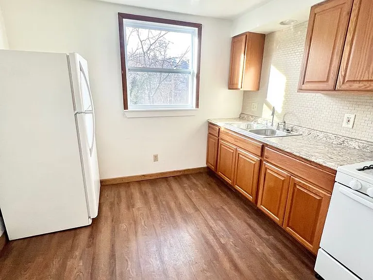 209 Wynoka Street — Photo 2