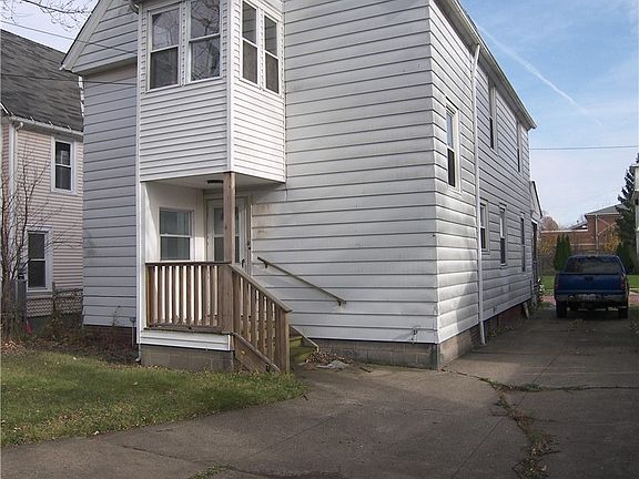 2nd image of 710 E 155th St