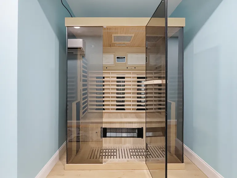 114 N Franklin St — Photo 13