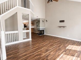 17 Georgetown Ct, Dearborn, MI 48126