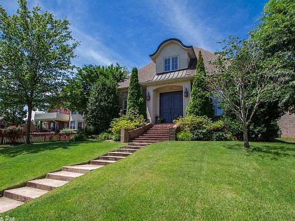 2nd image of 73 Wellington Colony Dr