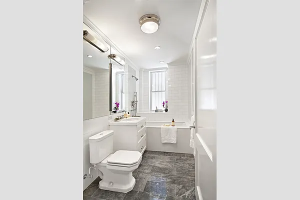 Sold by Stribling | media 18