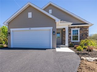 22 Bennett Ave, Bloomfield, NY 14469