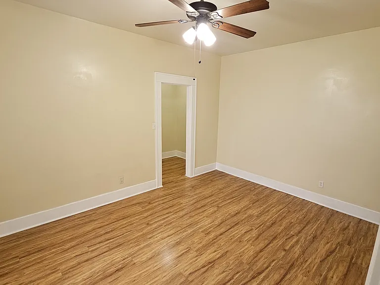2850 Francis Ave #15 — Photo 9