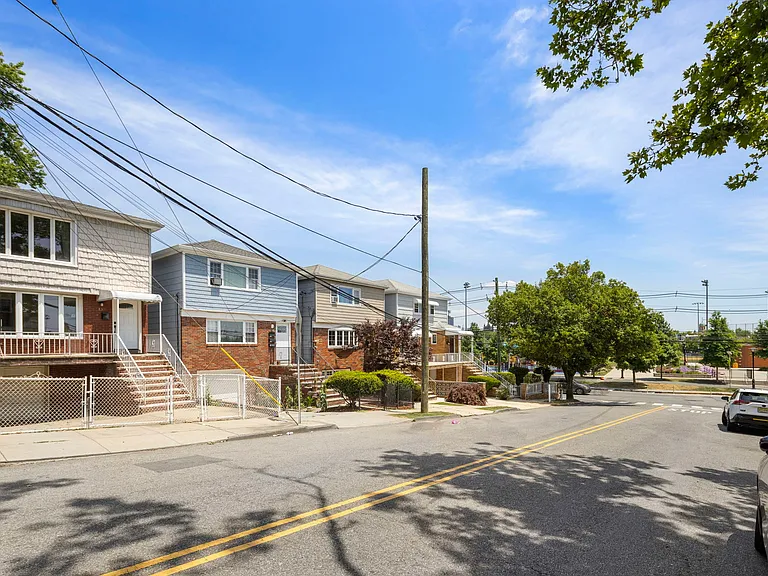 430 Bramhall Ave #A — Photo 24
