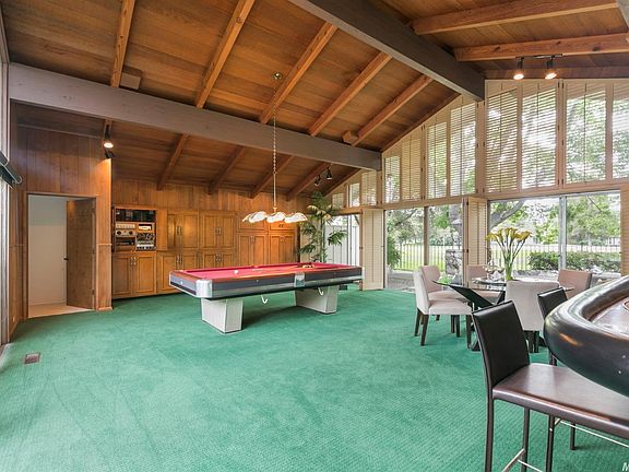 5th image of 44626 Country Club Dr