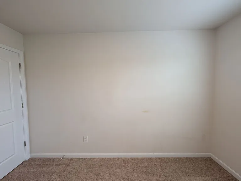 3030 Eastcott Ave — Photo 10