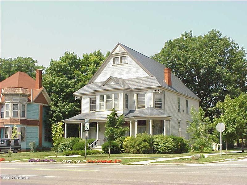 1st image of 509 E Ludington Ave