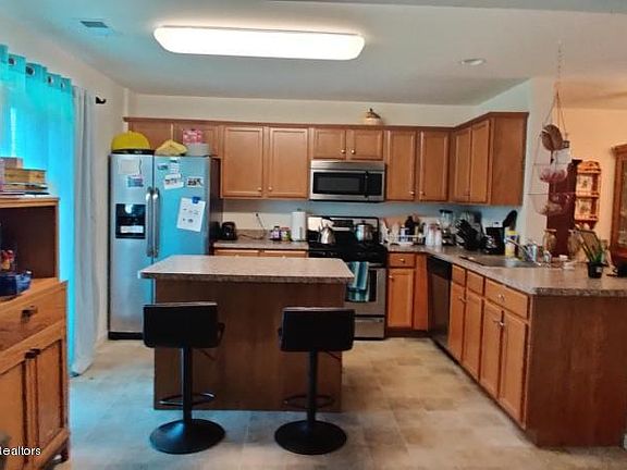 5th image of 106 Harvest Way
