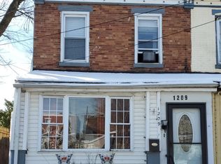 1209 Dupont St, Camden, NJ 08105