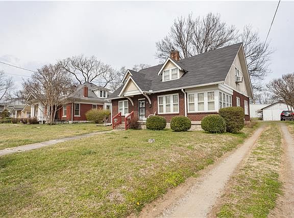 2nd image of 1023 Delmas Ave