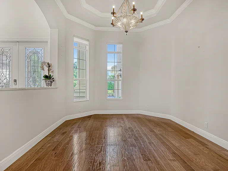 6464 Bellamalfi St — Photo 20