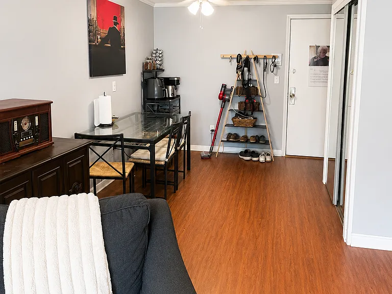36 Main St #16 — Photo 5
