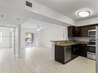 5570 NW 61st St APT 903, Pompano Beach, FL 33073