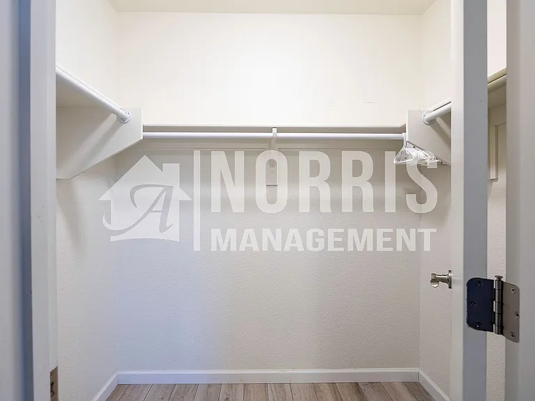 577 W Judi St — Photo 26
