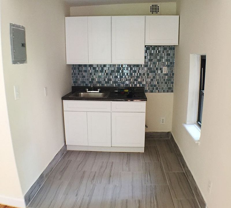 1st image of 347 W 48th St APT 2B