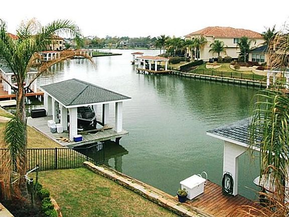 3rd image of 3025 Sea Channel Dr