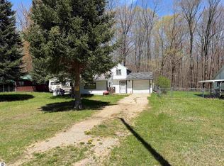 5644 Loranger Dr, Lake, MI 48632