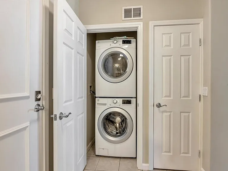3240 Maguire Way #410 — Photo 91