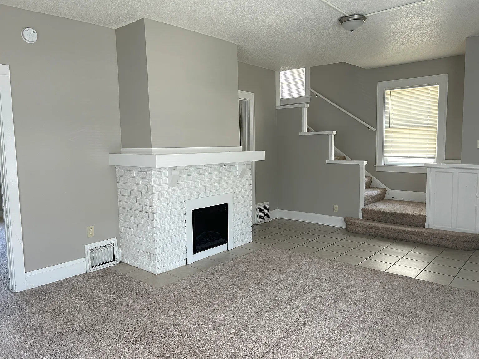 5 bed, 2800 sqft, $3,500 — Photo 4