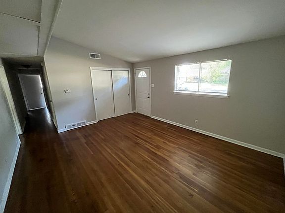 2nd image of 4810 Berrydale Ave