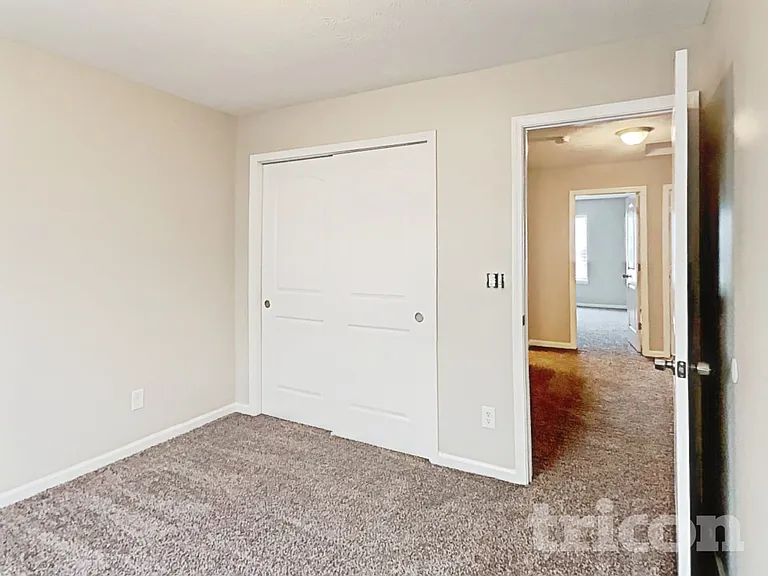 501 Foliage Ln — Photo 13