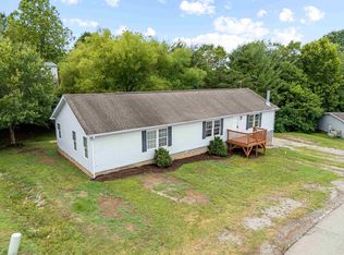 1645 Blue Spruce Dr, Christiansburg, VA 24073