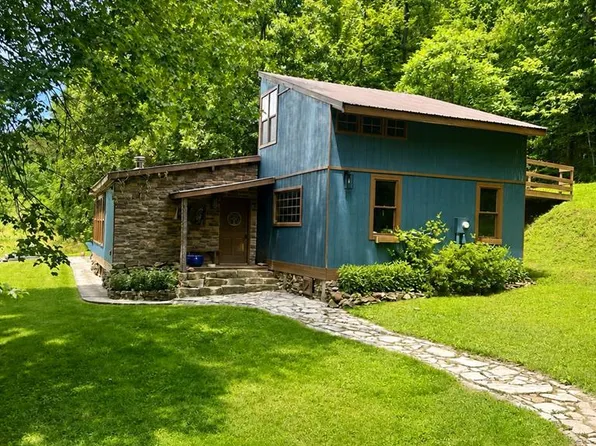 447 Bull Run Rd, Minford, OH 45653