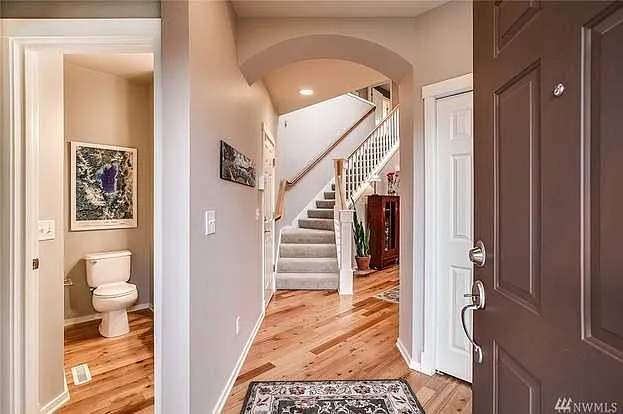 2527 NE Larchmount St — Photo 21