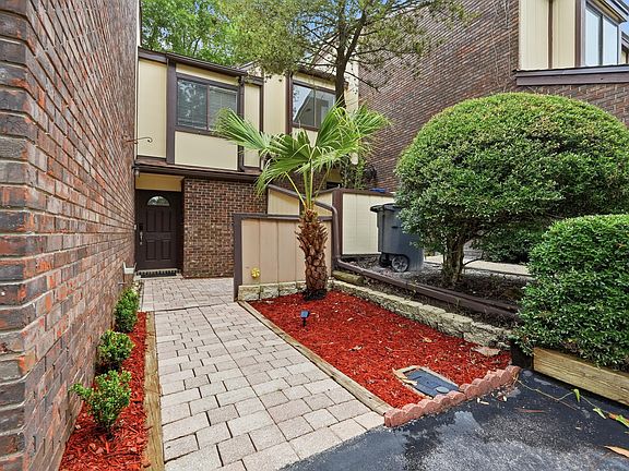 2nd image of 1 Hidden Cove Cir Unit 1
