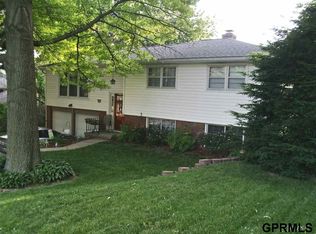 206 N 117th Ave, Omaha, NE 68154