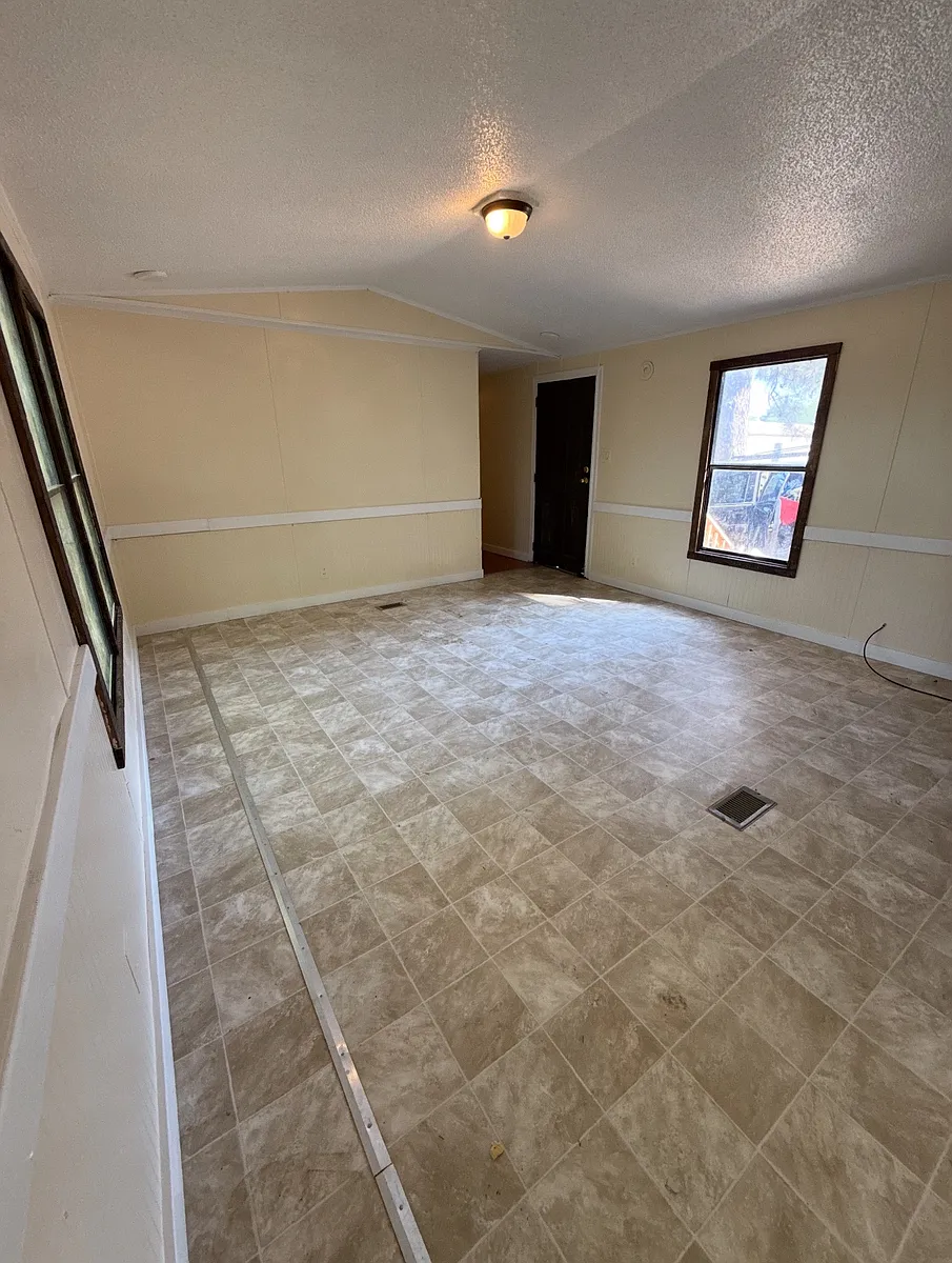 Building Photo - 115 Hane Cir
